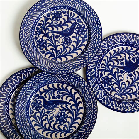 Set of 4 Casa Lopez Hand-Painted Blue Classic Plates | The Garnered