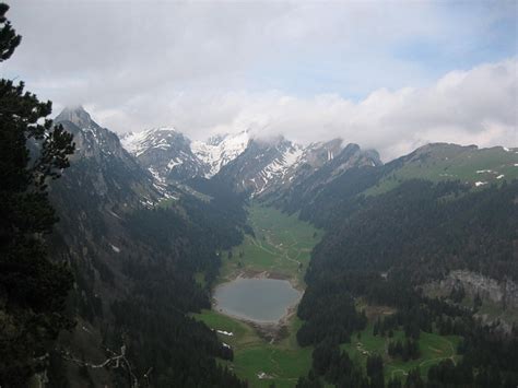 Quellwolken über den Gipfeln Fotos hikr org