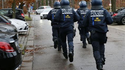 Polizei in Baden Württemberg Kennzeichnungspflicht bei Demos und