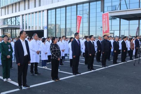 乘风破浪 逐梦前行——新疆医科大学第七附属医院、自治区老年病医院医教综合楼启用仪式顺利召开新疆医科大学第七附属医院