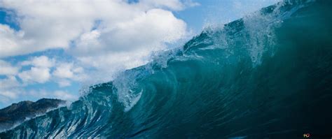 Ocean Wave 4K wallpaper download