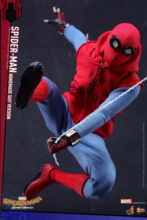 Hot Toys Divulga Imagens Do Primeiro Uniforme Do Homem Aranha De Tom Holland Universo Marvel