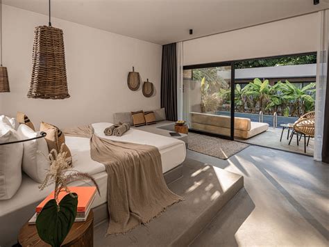 Balmy Hotels - balmyhotels.com