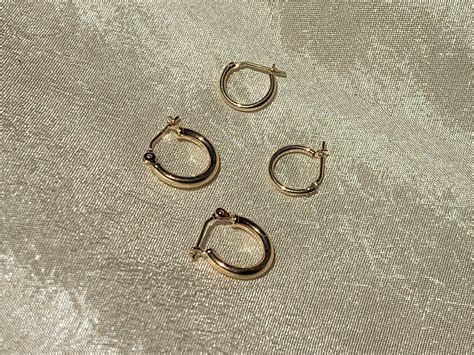 14k Solid Gold Huggie Hoop Earrings 10mm And 12mm Set Dea Dia 14k Solid Gold 14k Gold Huggie