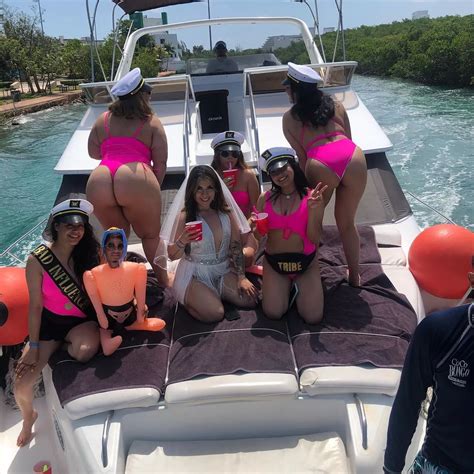 Latinas Nudes PickOne NUDE PICS ORG