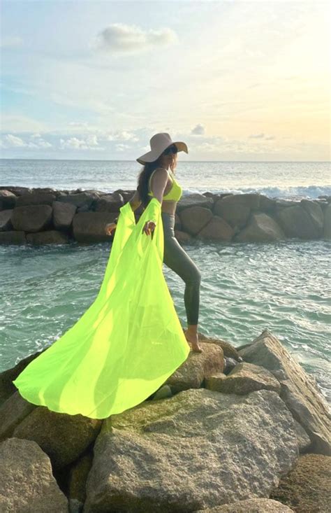 Sonakshi Sinha Is Slaying The Beachwear Look Effortlessly In Striking Neon Bikini And Straw Hat