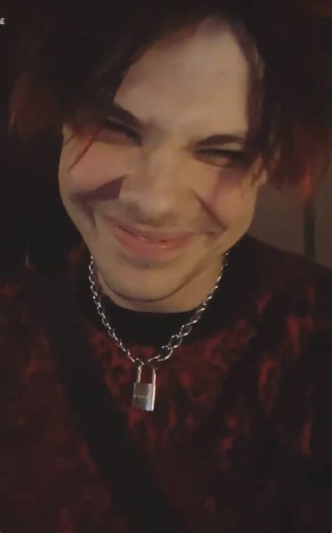 Tweet Twitter Dominic Harrison Palaye Royale Pretty People