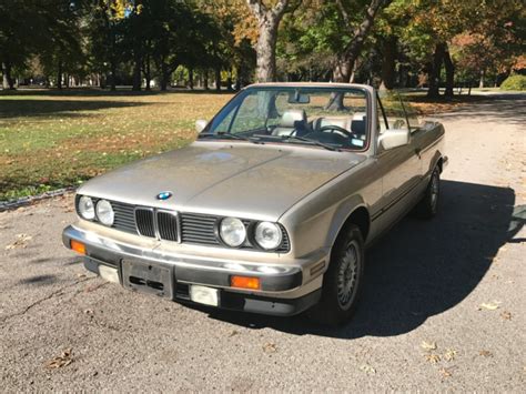 No Reserve 1989 Bmw 325i Convertible 5 Speed For Sale On Bat Auctions Sold For 2189 On