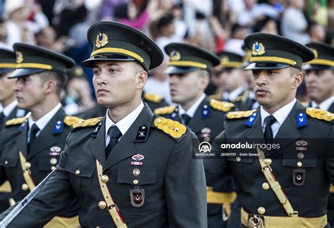 MSÜ Kara Harp Okulu Diploma Alma ve Sancak Devir Teslim Töreni