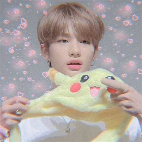 Soft Hyunjin And Theme Soft Image 7586944 On Favim