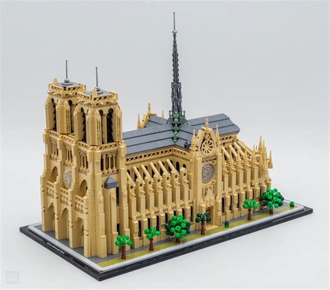 Très vite testé LEGO Architecture 21061 Notre Dame de Paris HOTH BRICKS