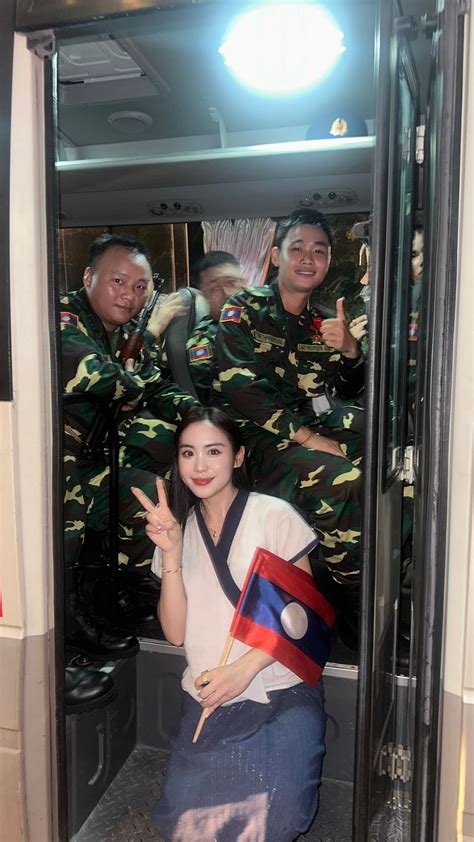 Cô gái Lào nổi tiếng ở Việt Nam lần đầu diện bikini khoe dáng Báo Tri thức và Cuộc sống TIN