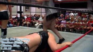 Watch Wrestling Catfaight Wrestilng Public Porn SpankBang