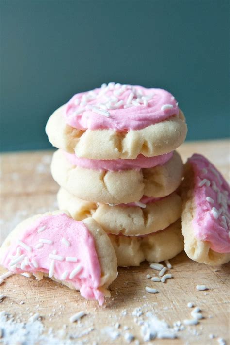10 Copycat Crumbl Cookie Recipes - Insanely Good