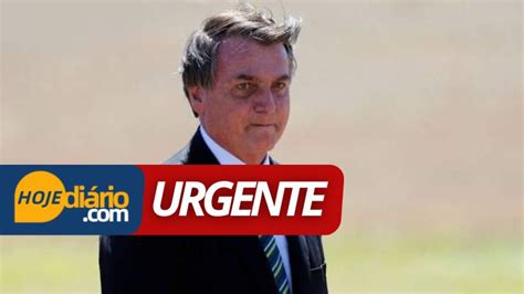 Ex Presidente Jair Bolsonaro é Acordado Com Operação Da Polícia Federal