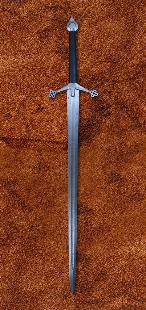 The Claymore Sword Elite Series 1619 Darksword Armory