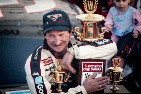 The 9 Best NASCAR Drivers of the 1990s Dominated the Decade - FanBuzz