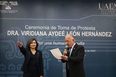 Viridiana Le N Hern Ndez Rinde Protesta Como La Primera Rectora De La Uaem