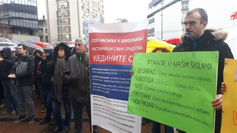 Prosvetari Sa Protesta U Beogradu Zatra Ili Status Slu Benog Lica Okvir