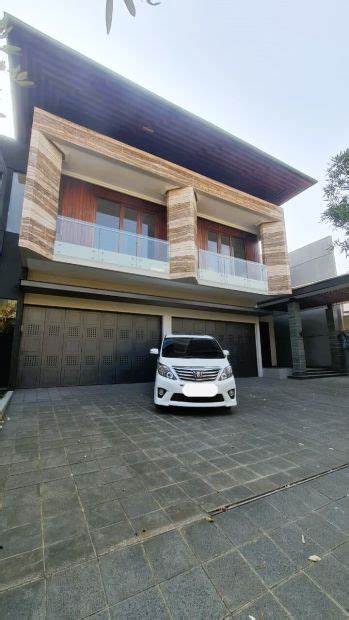 DIJUAL Rumah Mewah Di Kawasan Elite Setra Duta Bandung