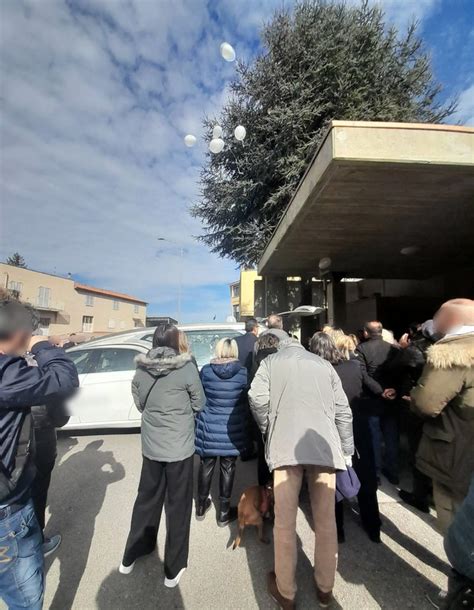 Castelfidardo Grande Commozione Al Funerale Del Piccolo Massimo Basile