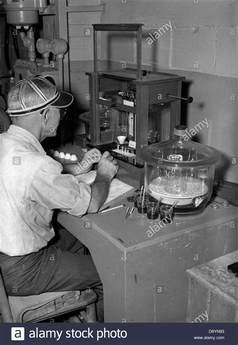 Chemical Laboratory History Black And White Stock Photos Images Alamy