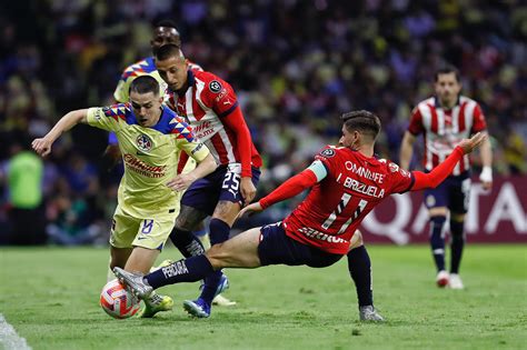 Chivas gana pero no le alcanza América avanza Lado mx