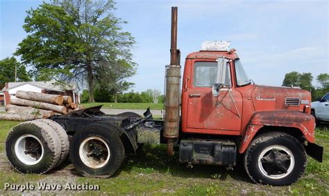 1968 International Fleetstar 2000 Semi Truck In Perryville Mo Item