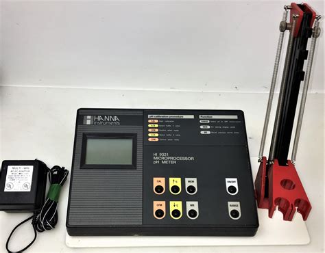 Used Hanna Hi Benchtop Ph Meter With Electrode And Support Stand