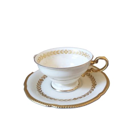 Laurel By Castleton Usa Cup And Saucer Wreath Wgold Beaded Edge 1950s