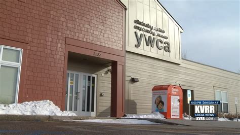 Two Men And A Truck Partner With Ywca Cass Clay For Movers For Moms Kvrr Local News