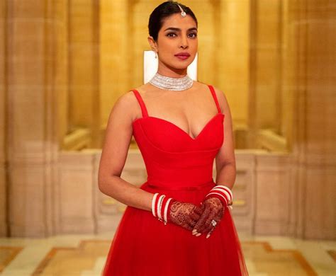 Top 10 Highest Paid Bollywood Celebrities 2022