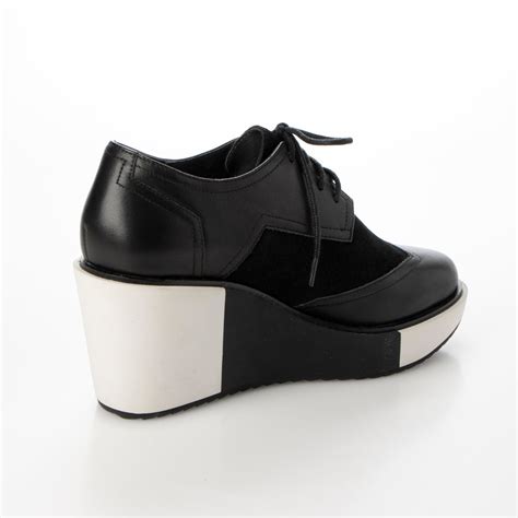 United Nude Geo Wing Mid Black Locolet