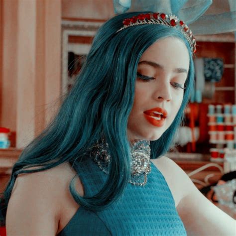 Evie Icons Evie Descendants Iconic Movies Evie