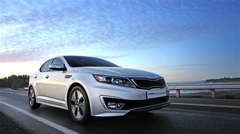 2011 Kia Optima Hybrid Unveiled At Los Angeles Auto Show Video