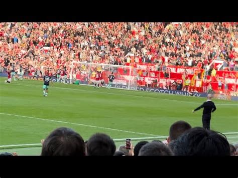 Scott McTominay Wins It Manchester United 2 1 Brentford