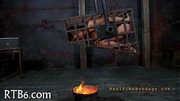 Pinzamiento Doloroso Para Las Tetas De La Bella XVIDEOS