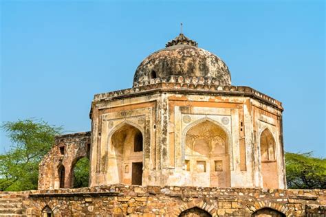 Tomb of Mohd Quli Khan in Delhi, India Stock Photo - Image of monument ...