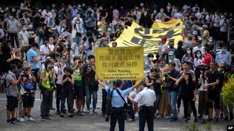 香港前保安局長禁蒙面法將起作用；分析家抗議已經改變香港政治dna 禁聞網