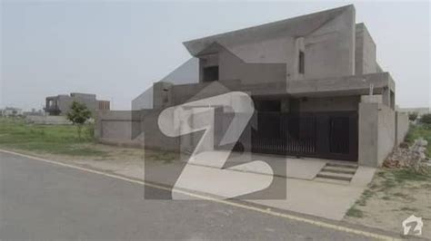 Kanal Beautiful Owner Build Double Highted House For Sale On Prime