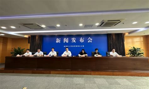 江苏省数据局（江苏省政务服务管理办公室） 媒体关注 【交汇点】报名通道正式开放！“数据要素×”大赛江苏省分赛将在南通开赛