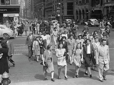 Crowd On 42nd St And 5th Avenue Nyc By George Marks