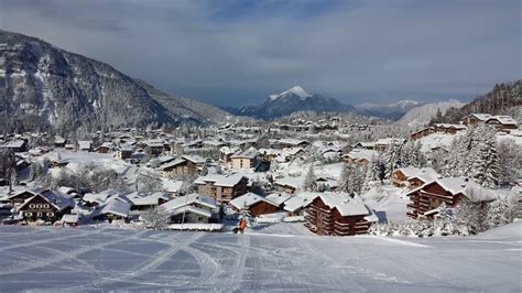 Les Carroz Traditional Village With Chalets