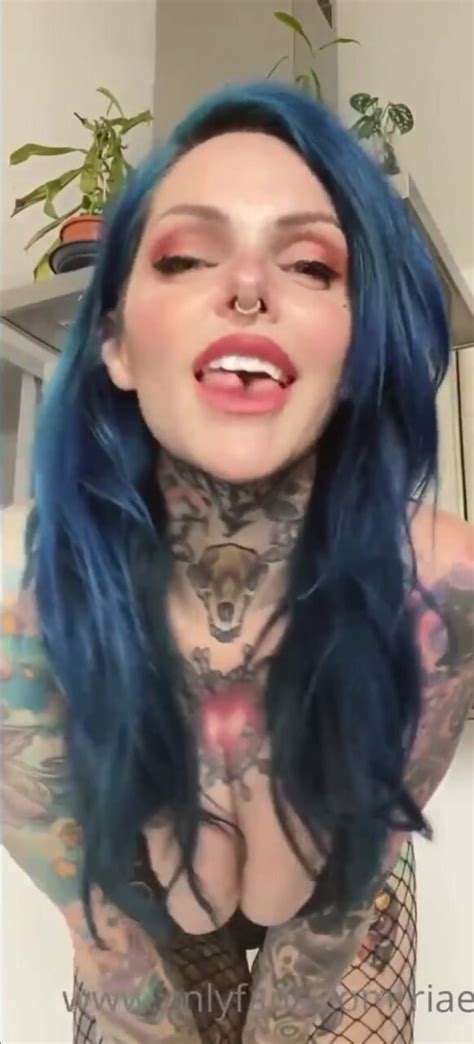 La Suicide Girl Riae Si Mostra Su Onlyfans Amaporn