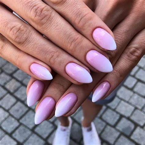 35 Gorgeous Almond Nails Ideas To Inspire You Stylepersuit