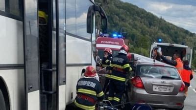 Accident mortal pe DN 67 provocat de șoferul unui autocar care era băut