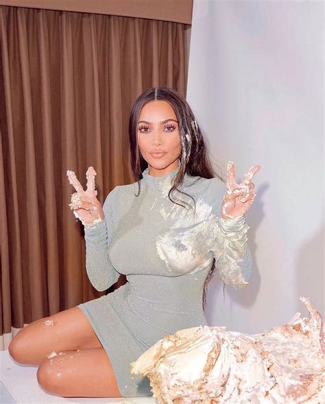 Kim Kardashian Warns Don T Be Messy In Cryptic Post As She Plans