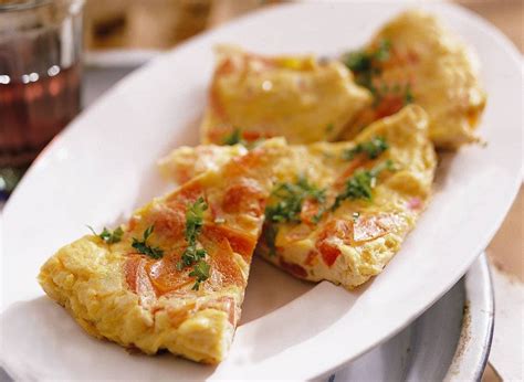 Omelet Met Ui Recept Allerhande Albert Heijn