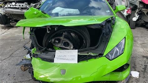 Choca Su Lamborghini Y Lo Abandona En Polanco Esto Sabemos La Silla Rota