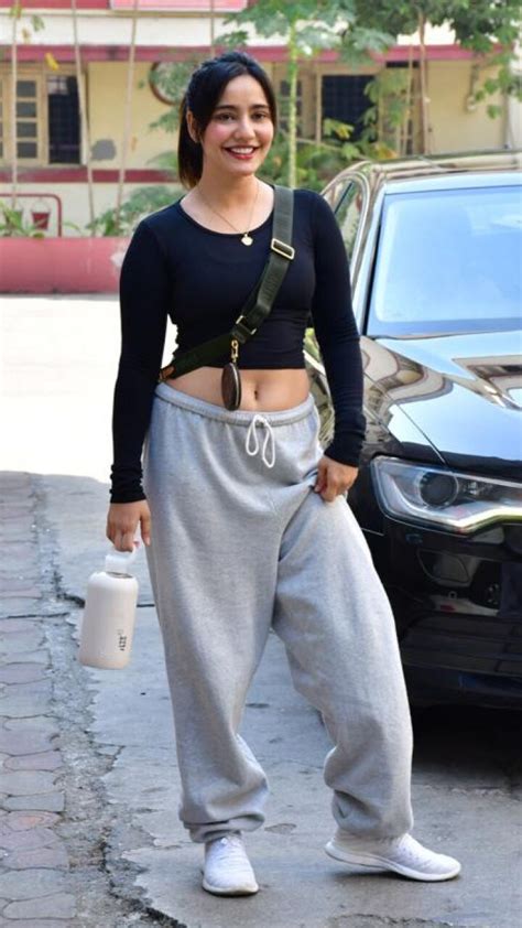 Neha Sharma Workout Ready Look Will Make You Crazy Thin Waist Attracted